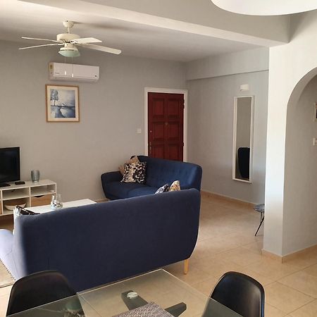 Sirena Sunrise, Apartment 4 Пафос Экстерьер фото