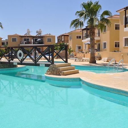 Sirena Sunrise, Apartment 4 Пафос Экстерьер фото