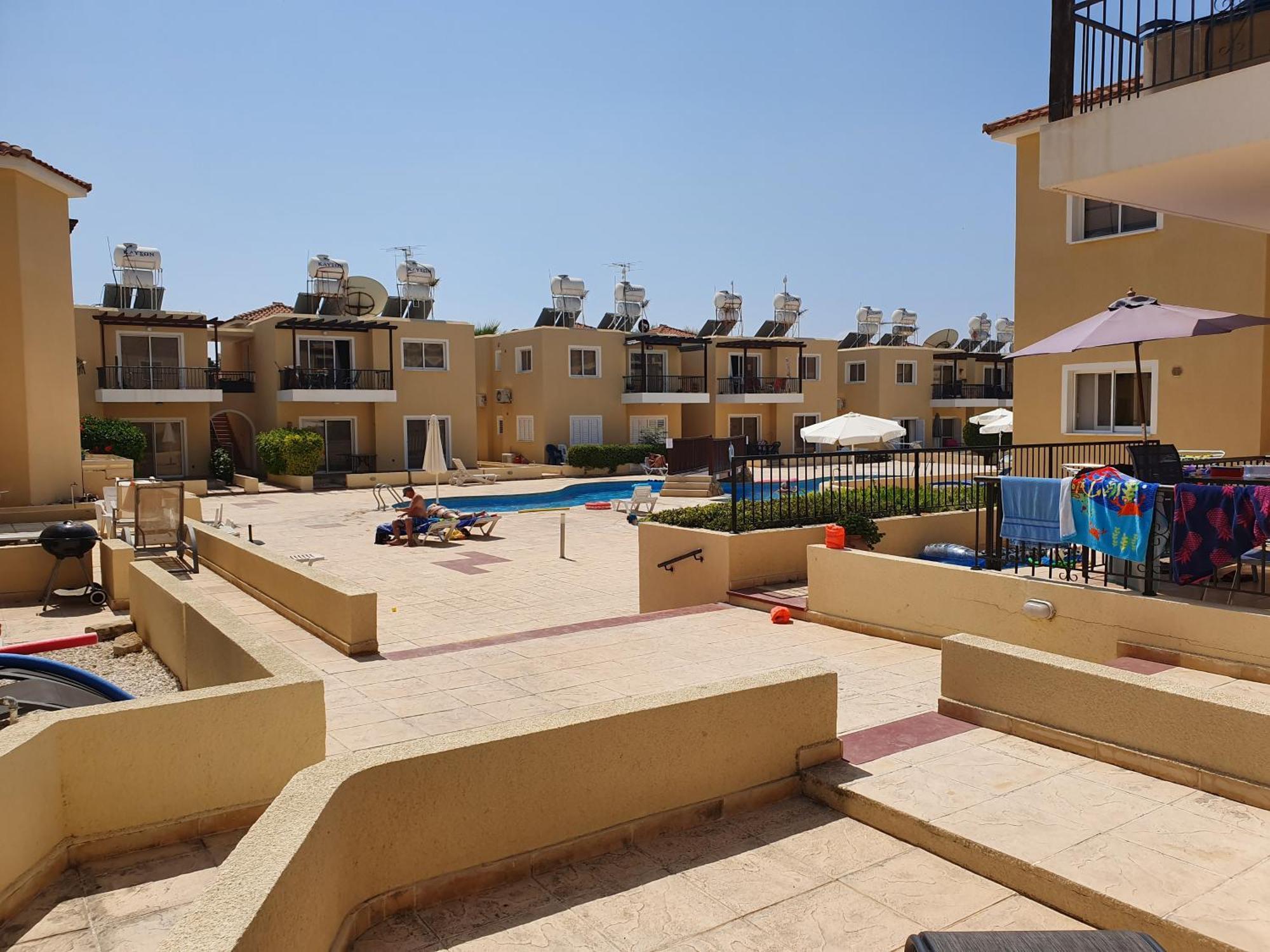 Sirena Sunrise, Apartment 4 Пафос Экстерьер фото